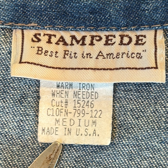 STAMPEDE Vintage Floral Tapestry Vest Size Medium - Picture 2 of 8